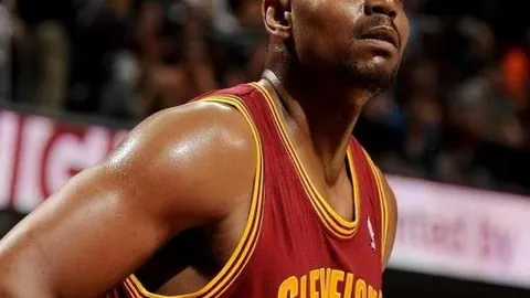 巴頓连下两城，深圳队0-2不敌天津津门虎，郜林力挽狂澜仍难回天